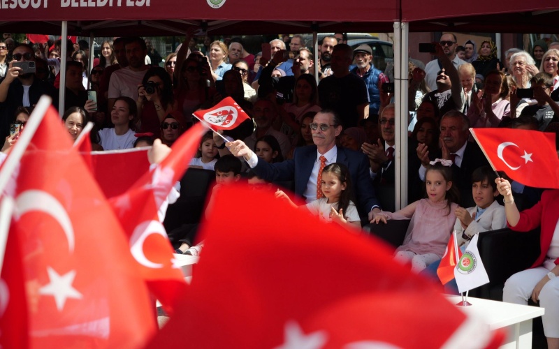 BAŞKAN BEŞİKCİOĞLU, TÜRKAN SAYLAN KREŞ VE GÜNDÜZ BAKIMEVİ’NİN AÇILIŞINI GERÇEKLEŞTİRDİ