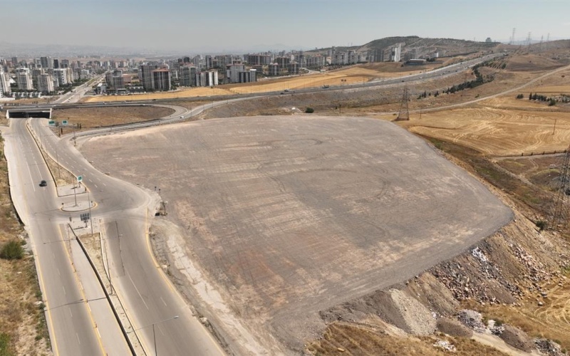 ETİMESGUT BELEDİYESİ'NDEN AVRUPA STANDARTLARINDA TIR PARKI