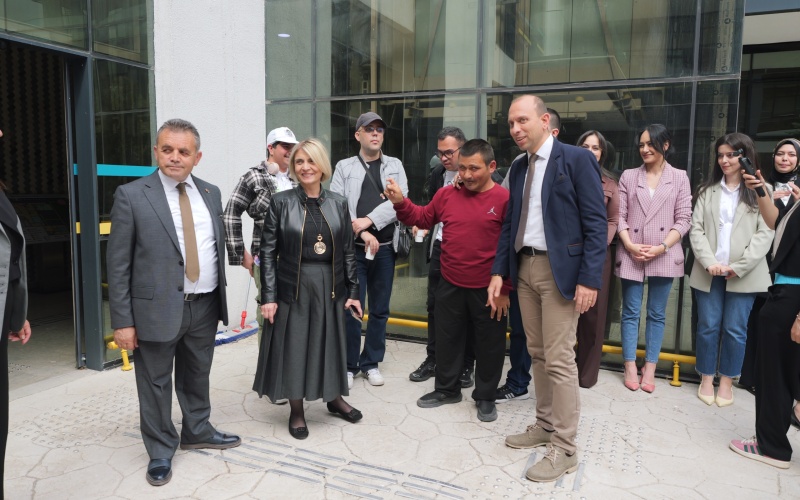 ENGELSİZ YAŞAM ŞENLİĞİ’NDE RENGÂRENK BİR GÜN: EĞLENCE, MÜZİK VE DAYANIŞMA BİR ARADA