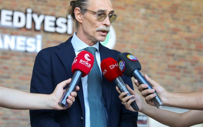 BAŞKAN BEŞİKCİOĞLU HAYVAN HASTANESİNİ ZİYARET ETTİ