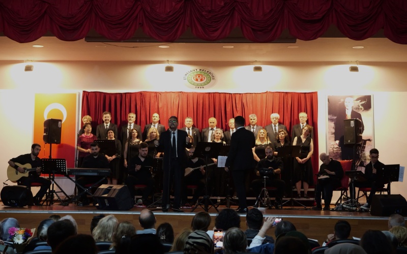 SAZLA SÖZLE ANADOLU: YUNUS EMRE KÜLTÜR MERKEZİ’NDE BÜYÜLEYİCİ BİR GECE