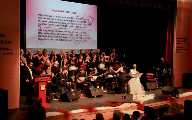 ETİMESGUT’TA SANATIN ALTIN SEZONU: KOROLARIN BÜYÜLEYİCİ PERFORMANSLARIYLA DOLU BİR YIL