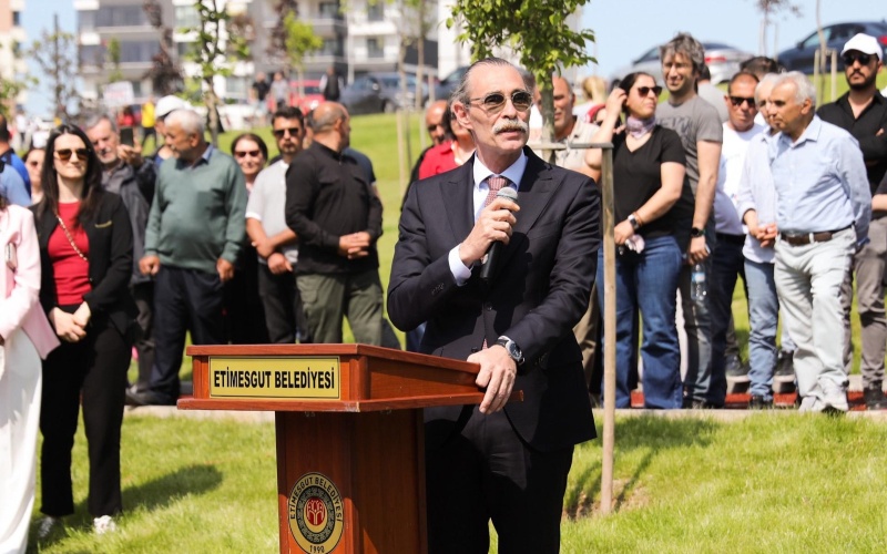 BAĞLICA'DA ANLAMLI BİR BULUŞMA: YAŞAR KEMAL PARKI GÖRKEMİYLE AÇILDI