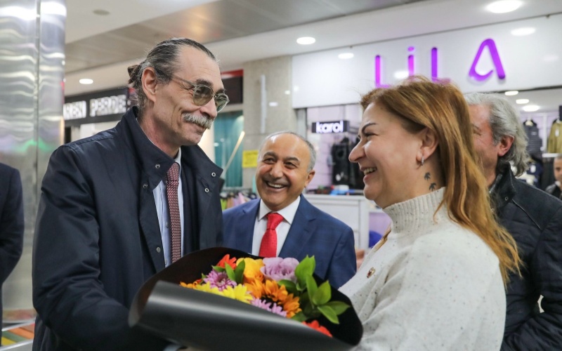 BAŞKAN BEŞİKCİOĞLU ESNAFLARLA KAHVALTIDA BULUŞTU