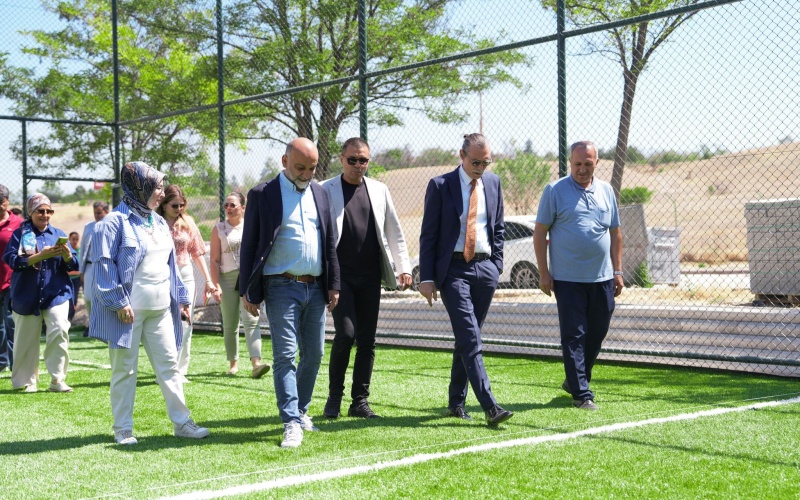 BAŞKAN BEŞİKCİOĞLU, ETİMESGUT PARKLARINDAKİ ÇALIŞMALARI YERİNDE İNCELEDİ!