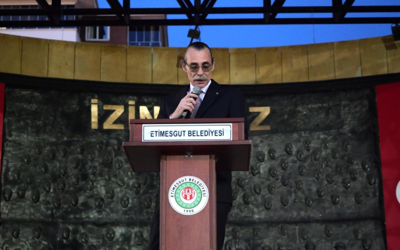 BAŞKAN ERDAL BEŞİKCİOĞLU’NDAN BELEDİYE PERSONELİNE İFTAR YEMEĞİ