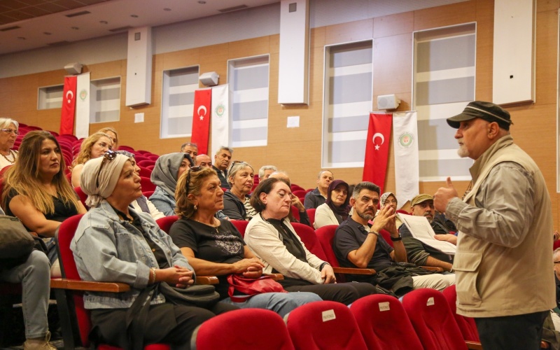 TÜRKİYE´DE İLKİ GERÇEKLEŞTİRİLEN EMEKLİLER TİYATROSU ÇALIŞMALARA BAŞLADI