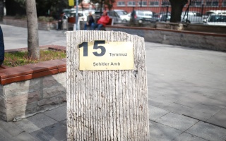 /PARKLAR/15 TEMMUZ ŞEHİTLER ANITI/04.jpg