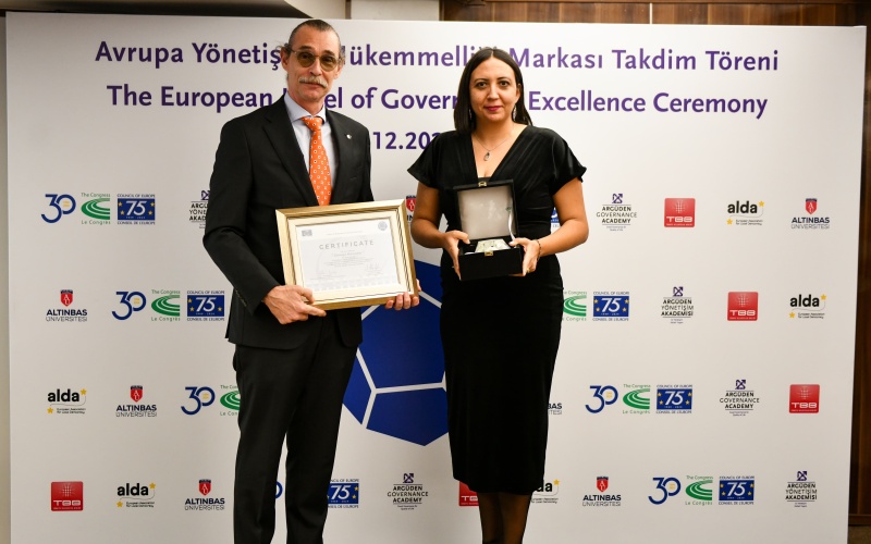 ETİMESGUT BELEDİYESİ AVRUPA YÖNETİŞİM MÜKEMMELLİĞİ MARKASI ÖDÜLÜNÜ KAZANDI