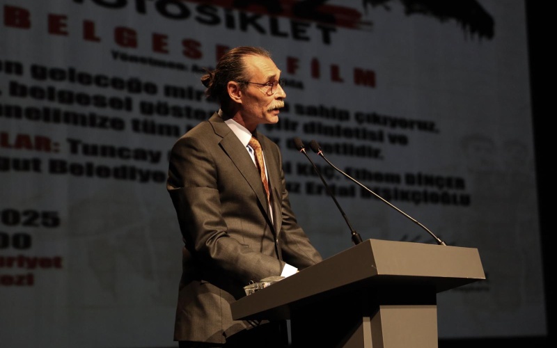 “BEYAZ MOTOSİKLET” BELGESELİ ETİMESGUT’TA BÜYÜK İLGİ GÖRDÜ