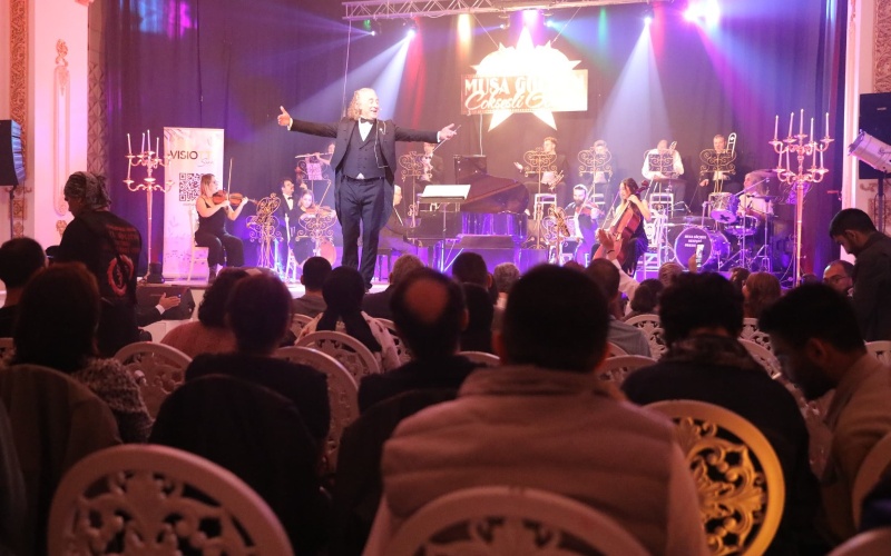 ENGELSİZ BAHAR ŞENLİĞİ’NDE SANATIN BÜYÜLEYİCİ YÜZÜ: MUSA GÖÇMEN’DEN UNUTULMAZ KONSER