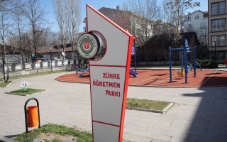 /PARKLAR/ZÜHRE ÖĞRETMEN PARKI/p1254293.JPG