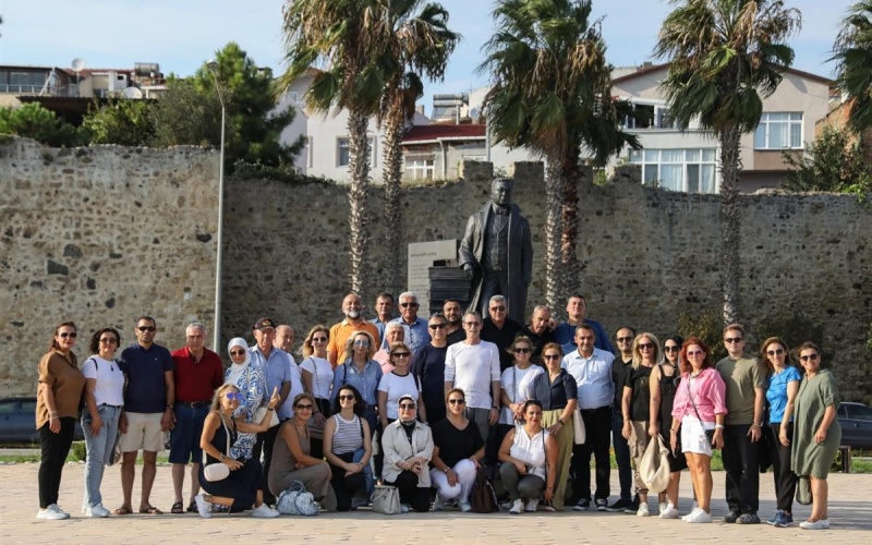 BAŞKAN BEŞİKCİOĞLU´NUN KATILIMLARIYLA SİNOP´TA ETİMESGUT MUHTARLARINA YÖNELİK EĞİTİM VE KÜLTÜR PROGRAMI GERÇEKLEŞTİRİLDİ